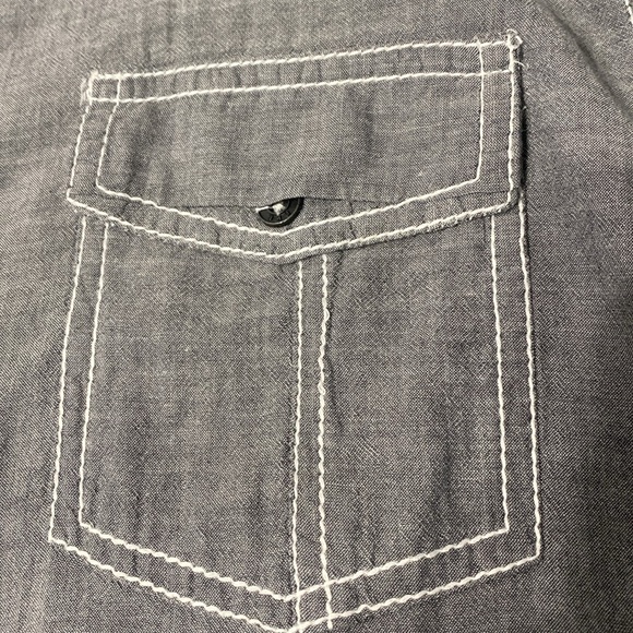 BKE Button-Up Shirt. Size Large. - Picture 3 of 7